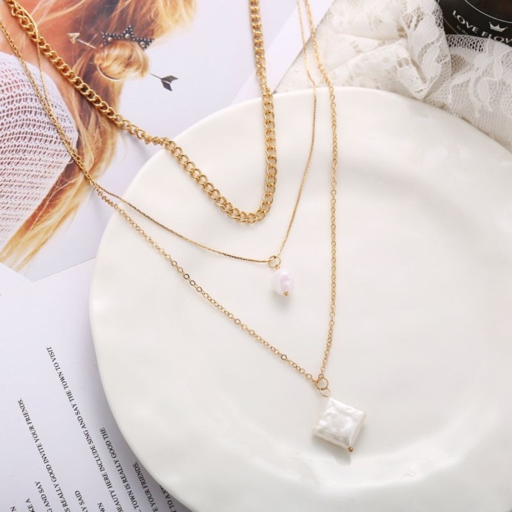 *CLEA* Gold Chain x Layered Fashion Necklace